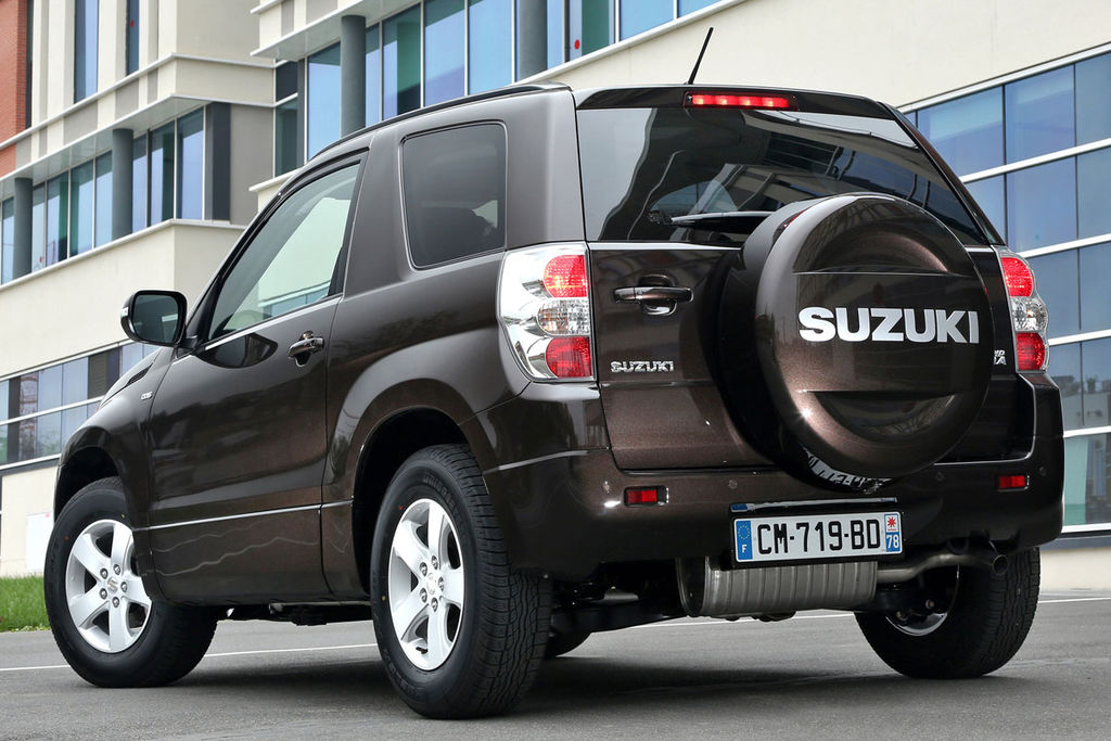 Suzuki Grand Vitara 1.6 Comfort (2012) — Parts & Specs