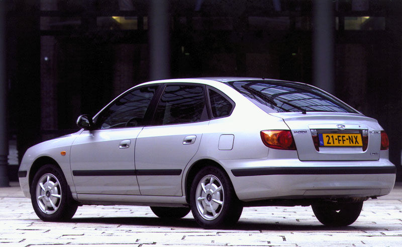 Hyundai Elantra 2.0 CRDi GL (2001) — Parts & Specs