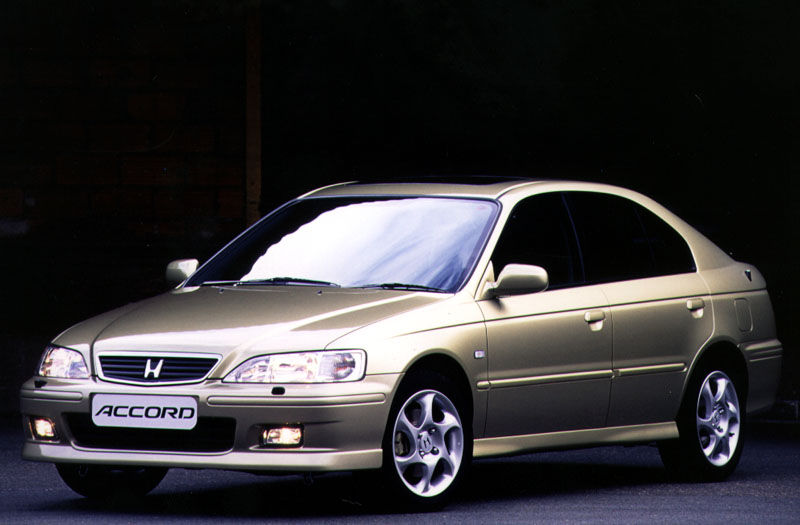 Honda Accord 1.8i LS (1999) — Parts & Specs