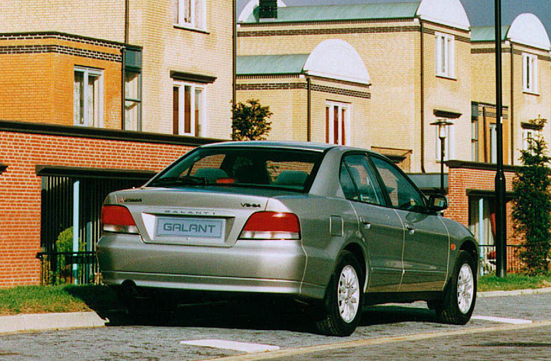 Mitsubishi Galant 2.4 GDI GLS (1999) — Parts & Specs