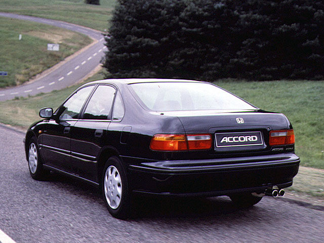 Honda Accord 2.3i SR (1993) — Parts & Specs